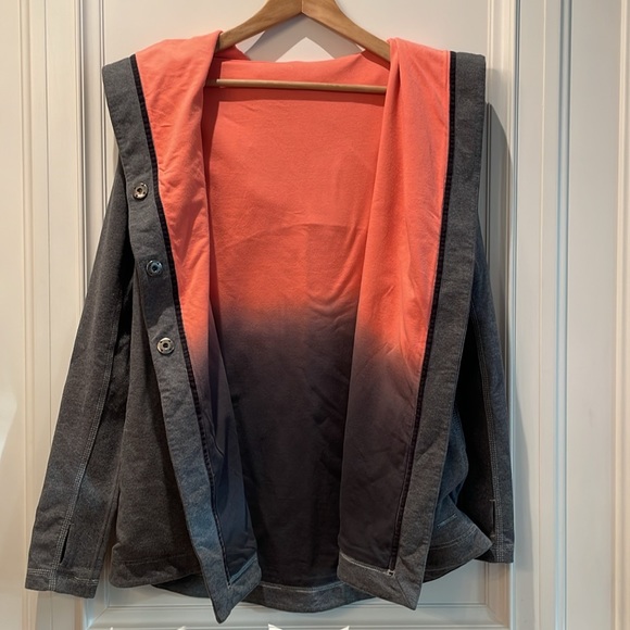 lululemon | Awareness Wrap Hoodie - Size 8 - Picture 2 of 12